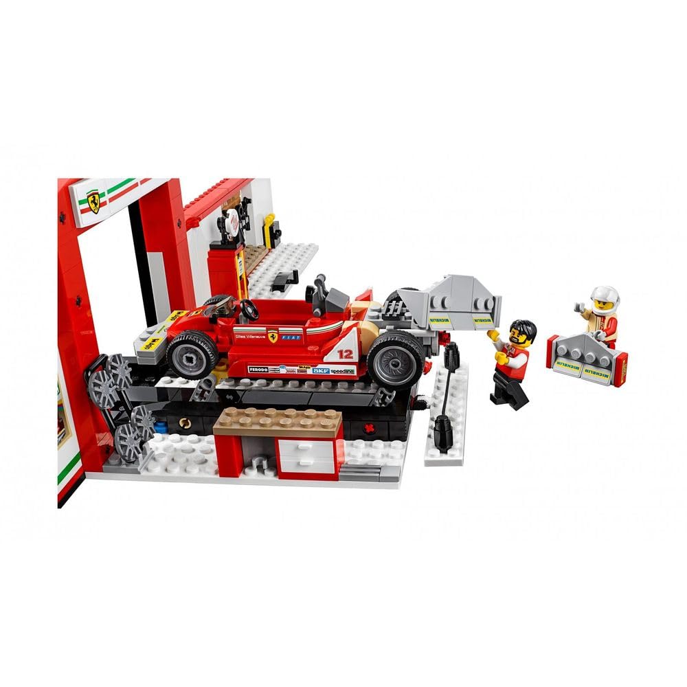 Building Kit (841 Pieces) V32685